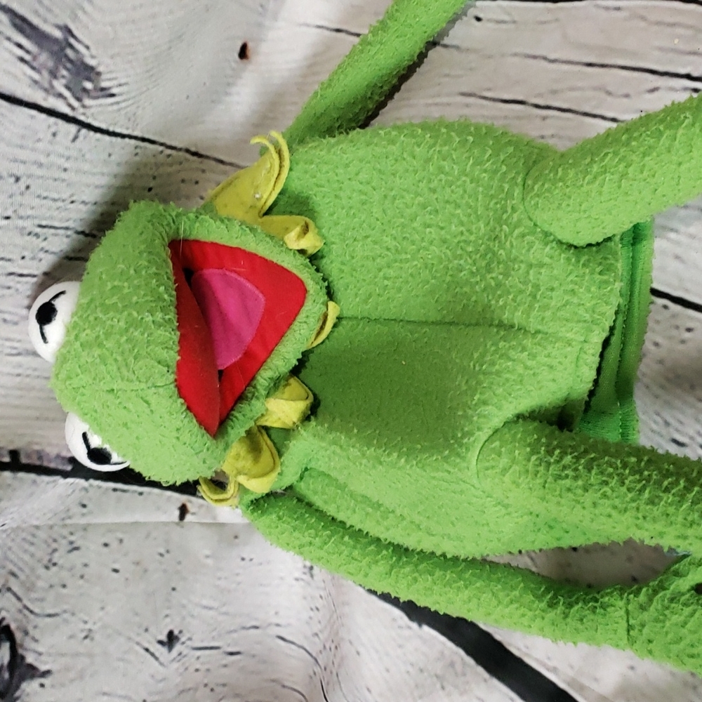 Vintage EDEN Muppets Kermit Frog Large Plush Full Body Hand Puppet Collar RARE